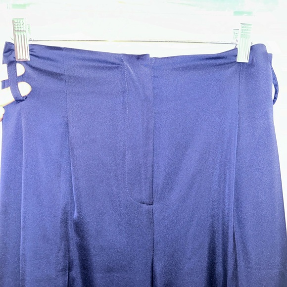 UNIVERSAL STANDARD PLUS Tresa Wide Leg Tie Pants in Navy Satin SZ: 18 - Picture 3 of 10